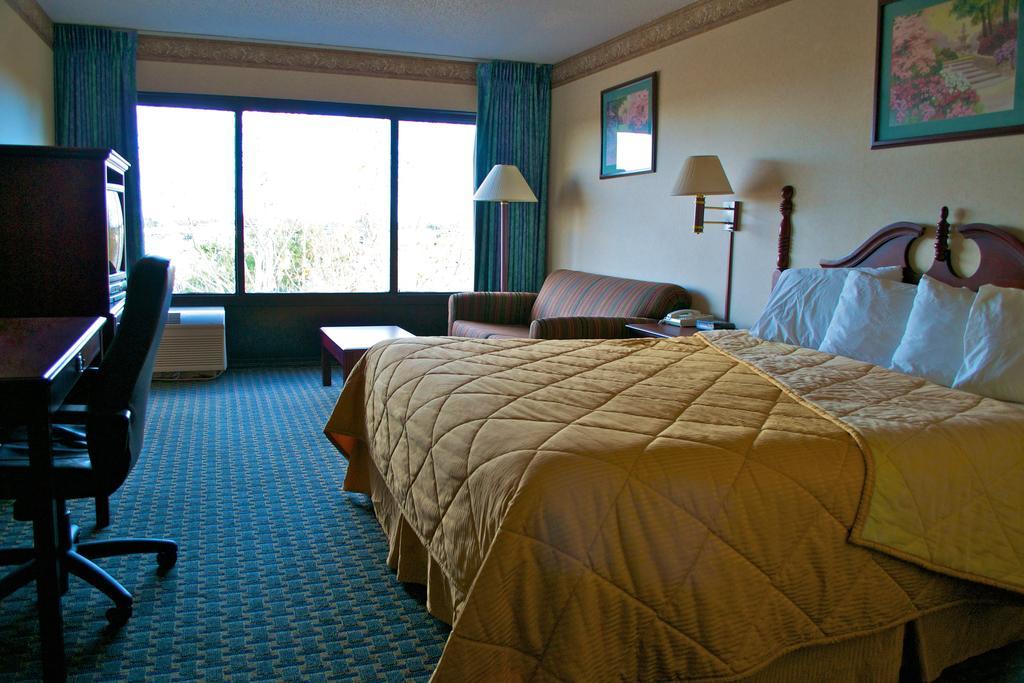 Eurotel Inn Orlando Room photo